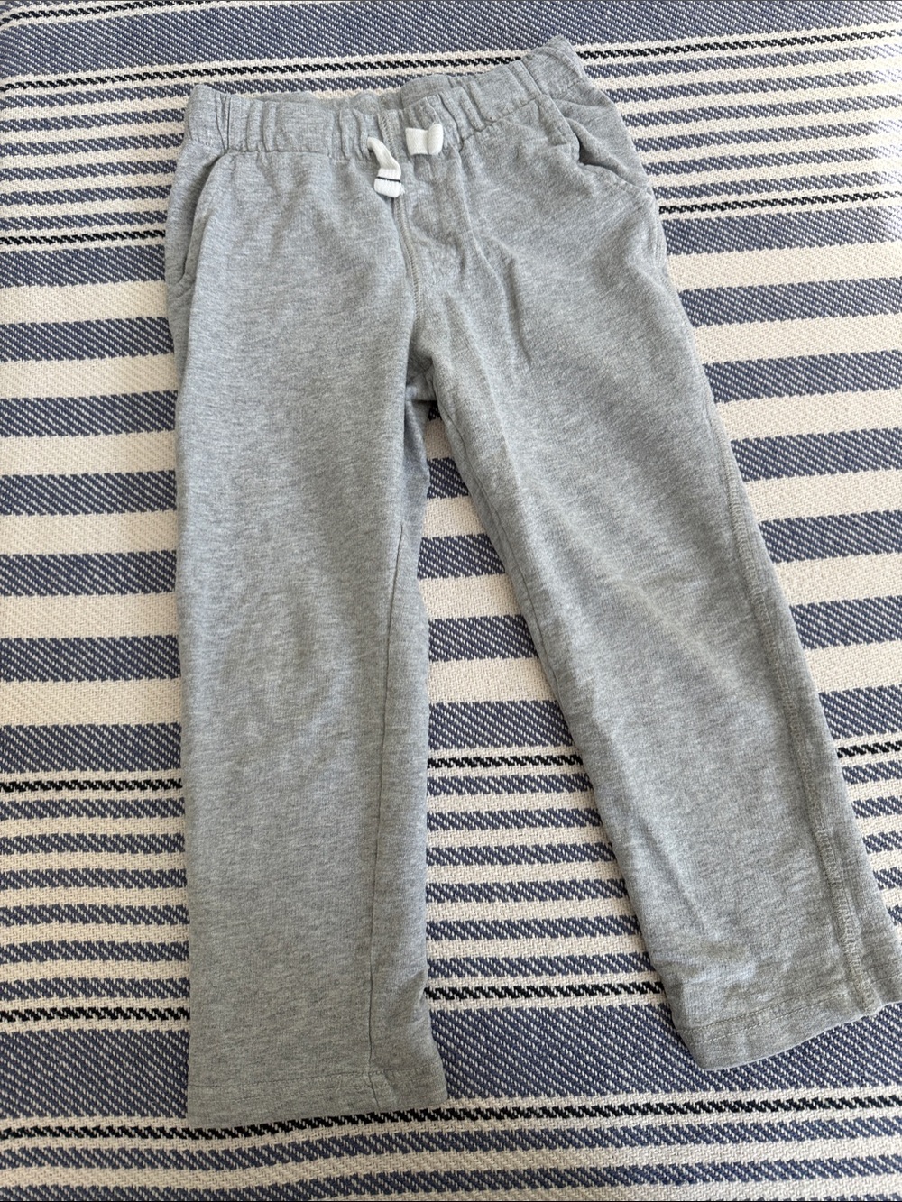 Bundle of 6 pairs - Carter's Gray Sweatpants (5T)